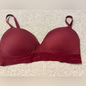 Like new VS Pink where everywhere wireless push-up bra size 36 D